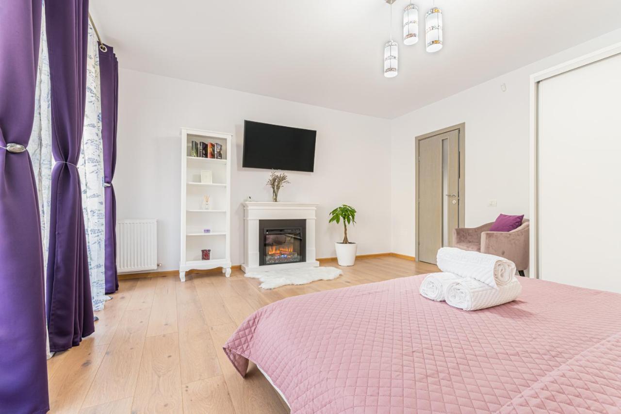 Apartamente Lavender บราชอฟ ภายนอก รูปภาพ